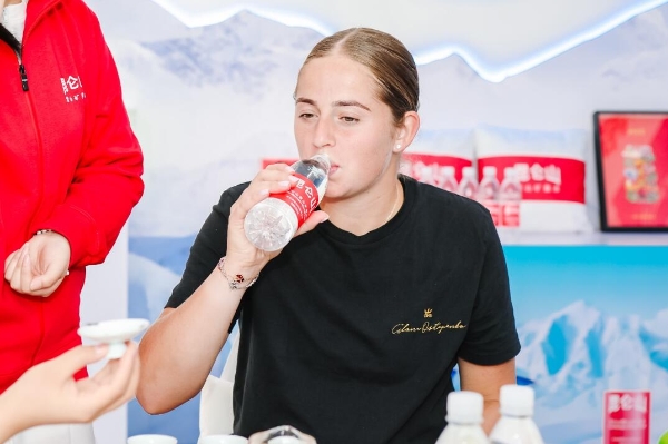 巧运动正逐 巧运动正逐